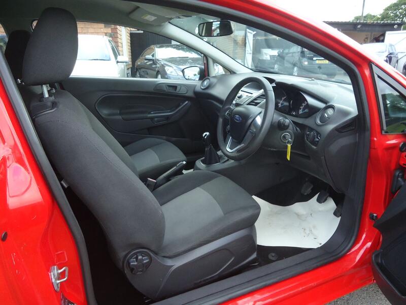 FORD FIESTA 1.3 Studio 2014