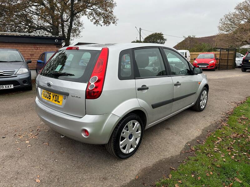 FORD FIESTA 1.4 Style Climate 2006