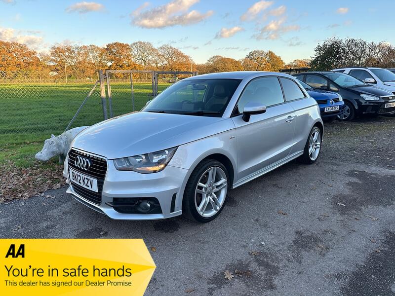 AUDI A1 1.6 TDI S line 2012