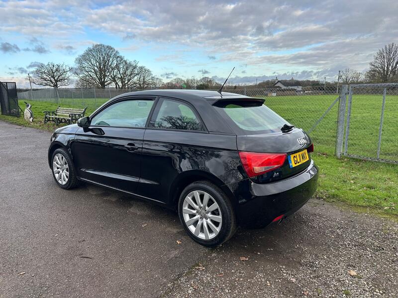 AUDI A1 1.6 TDI Sport 2011