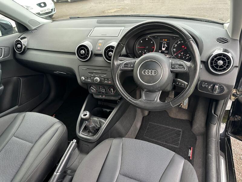 AUDI A1 1.6 TDI Sport 2011