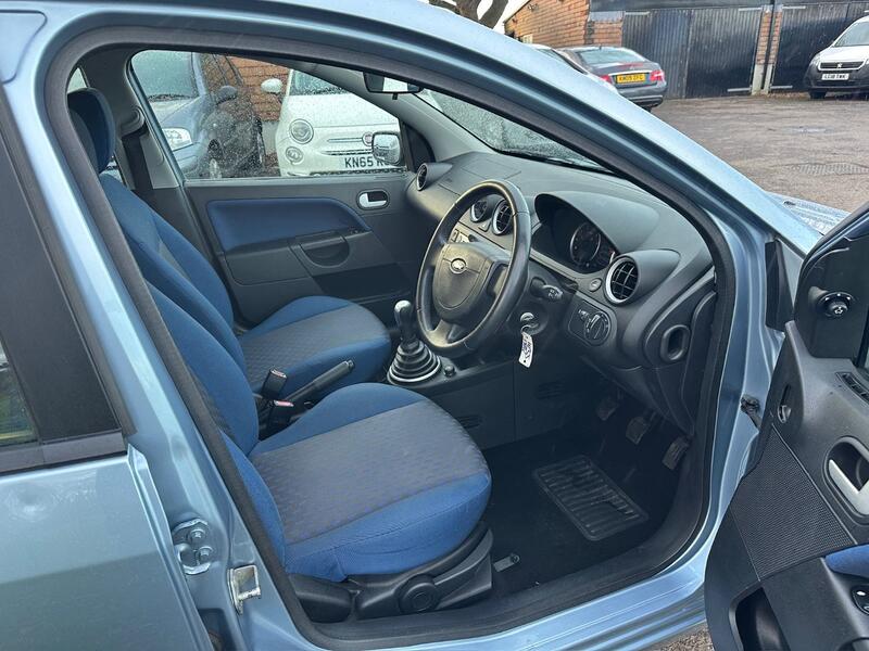 FORD FIESTA 1.4 TDCi Zetec Climate 2005